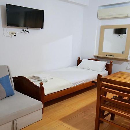 Alex & Sofi Hotel Himare Ngoại thất bức ảnh