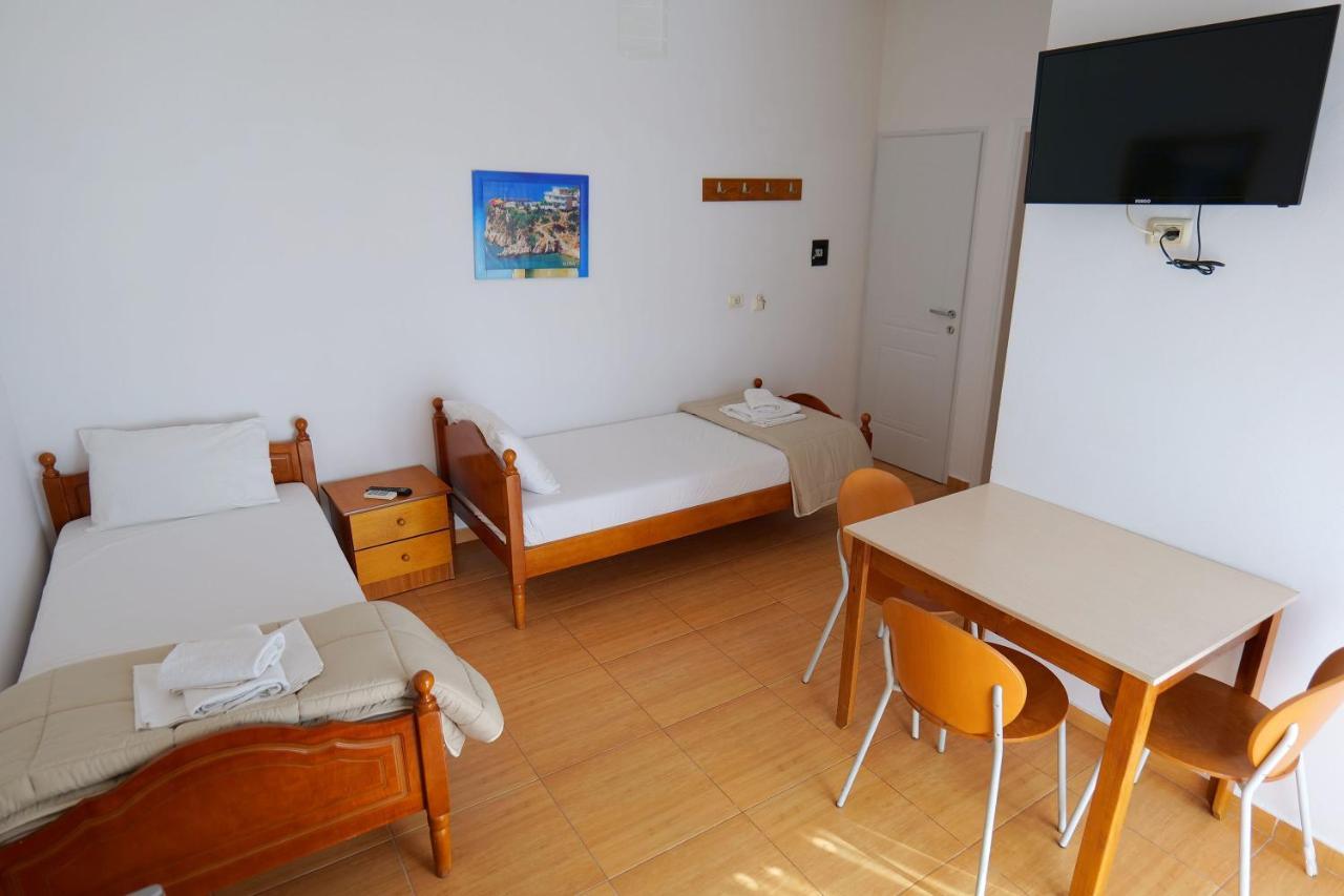 Alex & Sofi Hotel Himare Ngoại thất bức ảnh